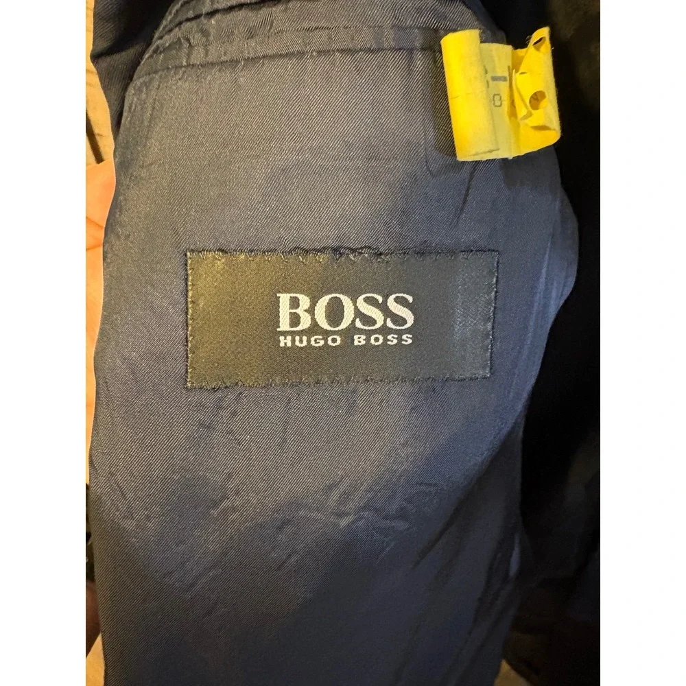 Hugo Boss 48L Navy Wool Sport Coat Blazer Made in USA Saks Fifth Avenue